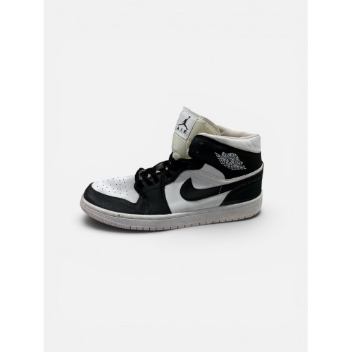 Air Jordan 1 High OG “Pine Green”